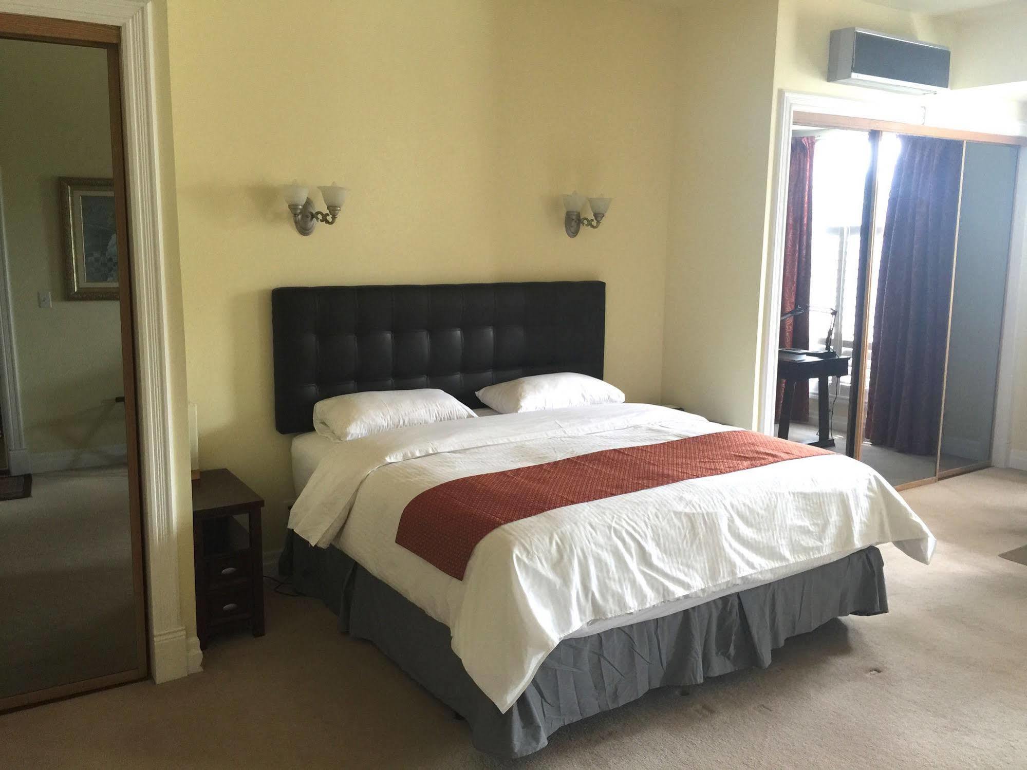 Grey Rose Suites Hanover Exteriör bild