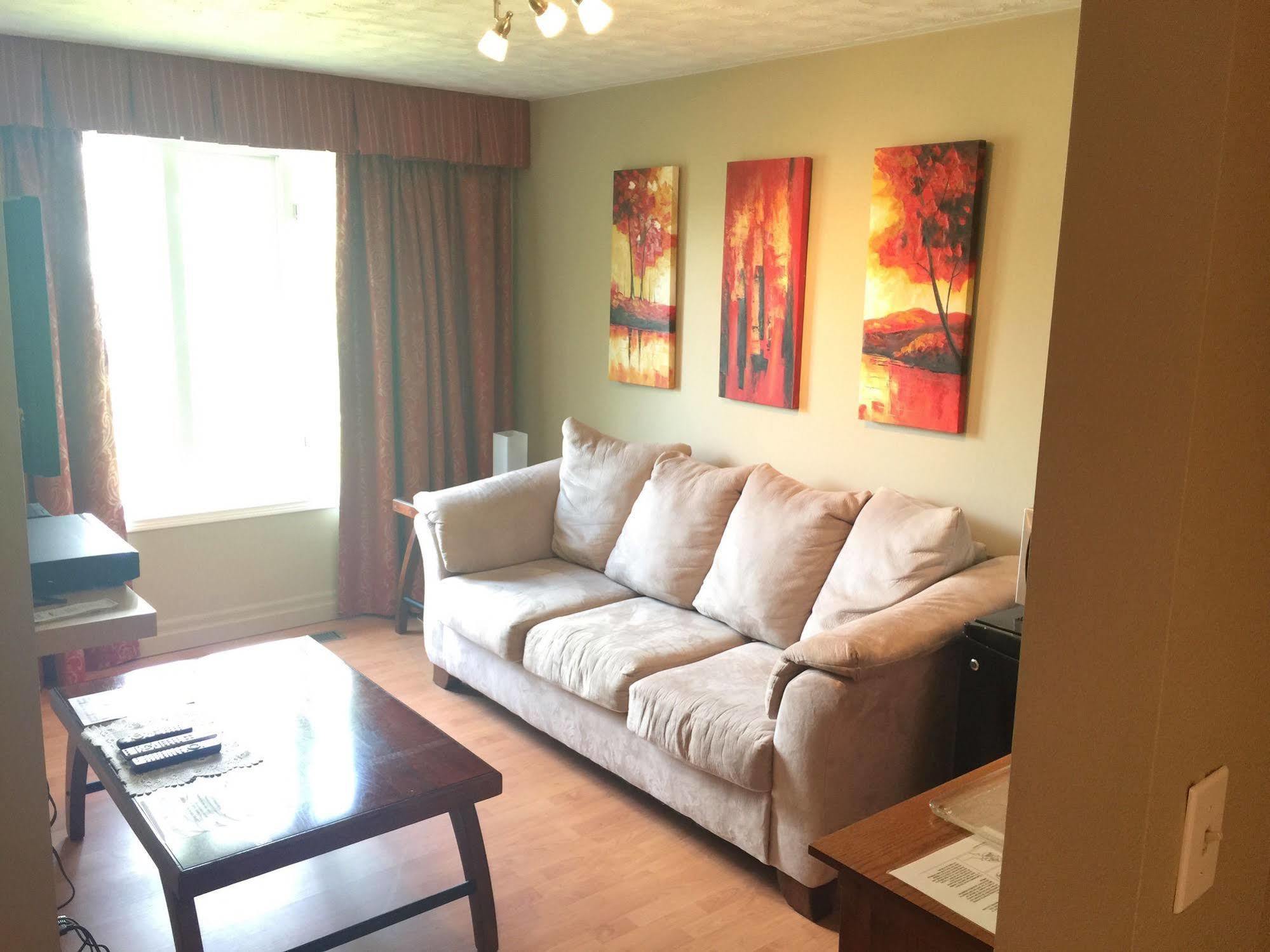 Grey Rose Suites Hanover Exteriör bild
