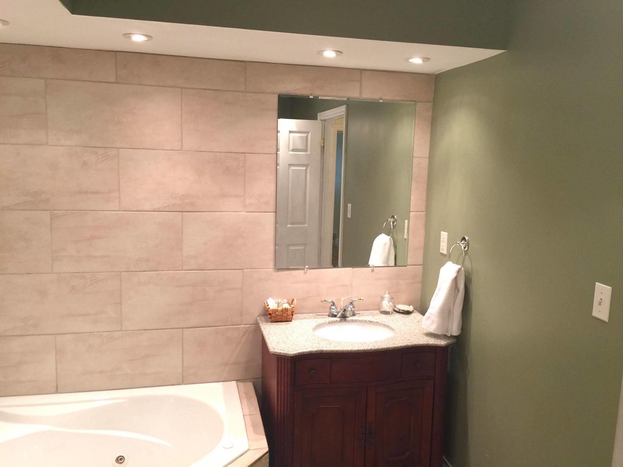 Grey Rose Suites Hanover Exteriör bild
